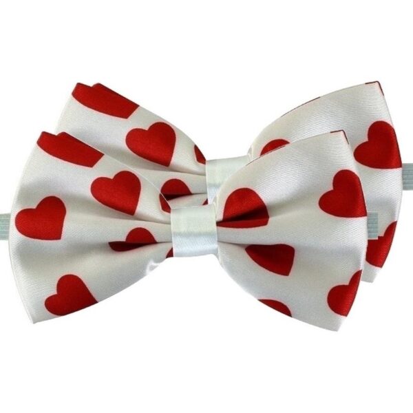 Witte vlinderstrik met rode hartjes - 2x - dames/heren - Cupido/Valentijn