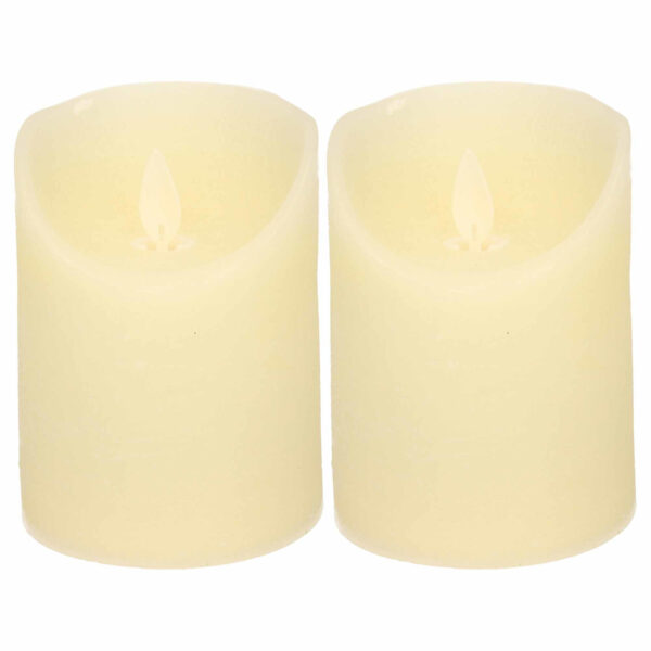 2x Ivoren LED kaars / stompkaars met bewegende vlam 10 cm